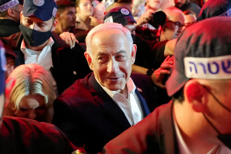 Israel votes as Netanyahu faces fight to survive